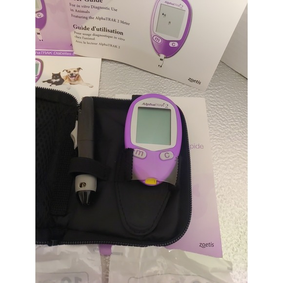 AlphaTrak 2 Blood Glucose Monitoring System For Cats And Dogs - Picture 2 of 4